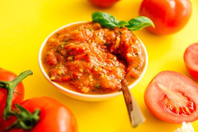 Fresh tomato marinara sauce in a bowl