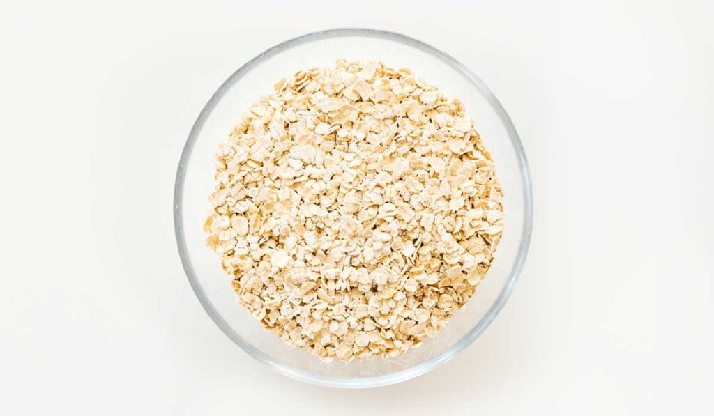 Instant oats in a bowl