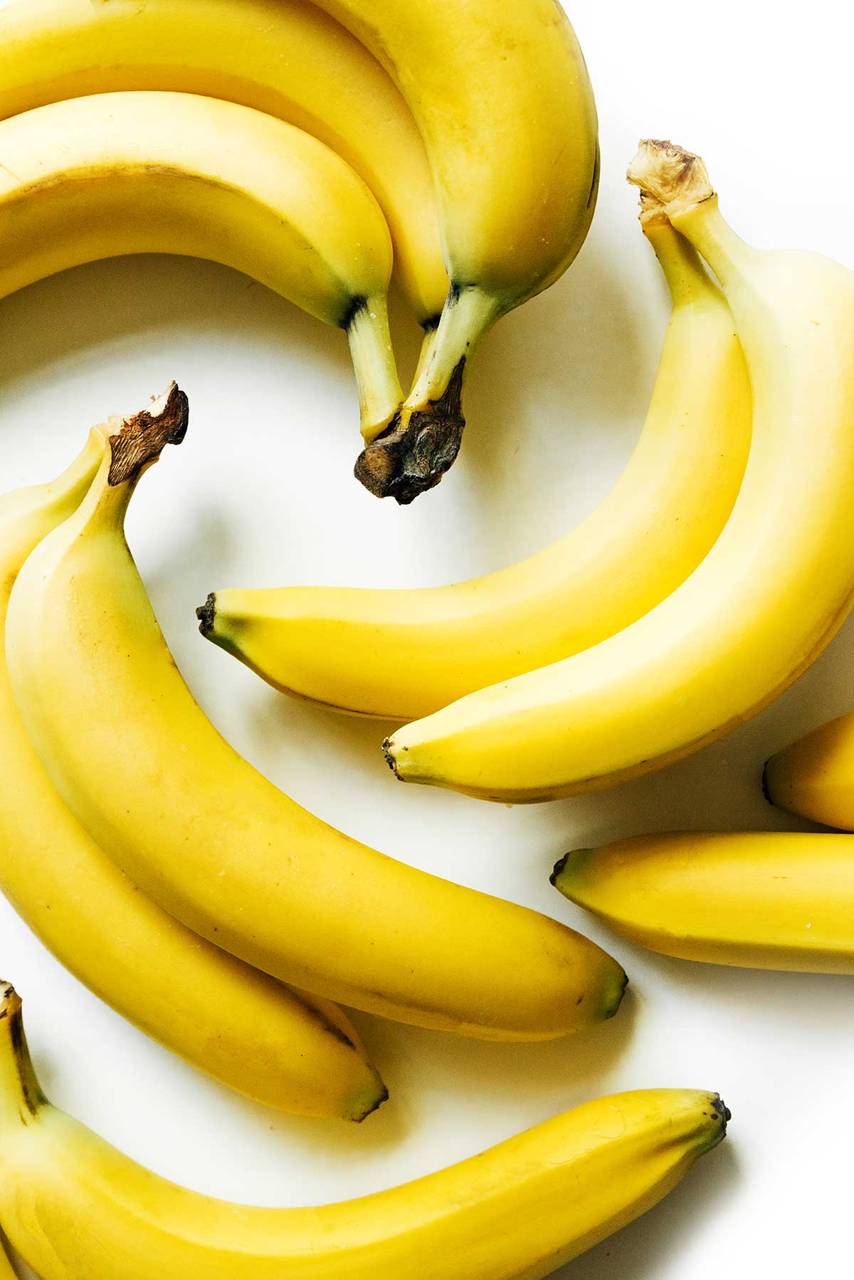 Bananas 101: Everything You Need To Know (ripening, storing, nutrition)