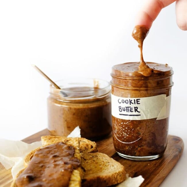 Creamy, dreamy, eat-with-a-spoon Homemade Speculoos Cookie Butter with homemade spiced Dutch cookies whipped into a delicious spread.