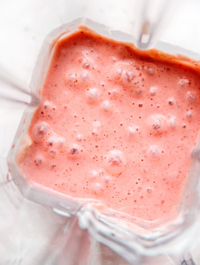 Banana strawberry popsicles recipe ingredients blended