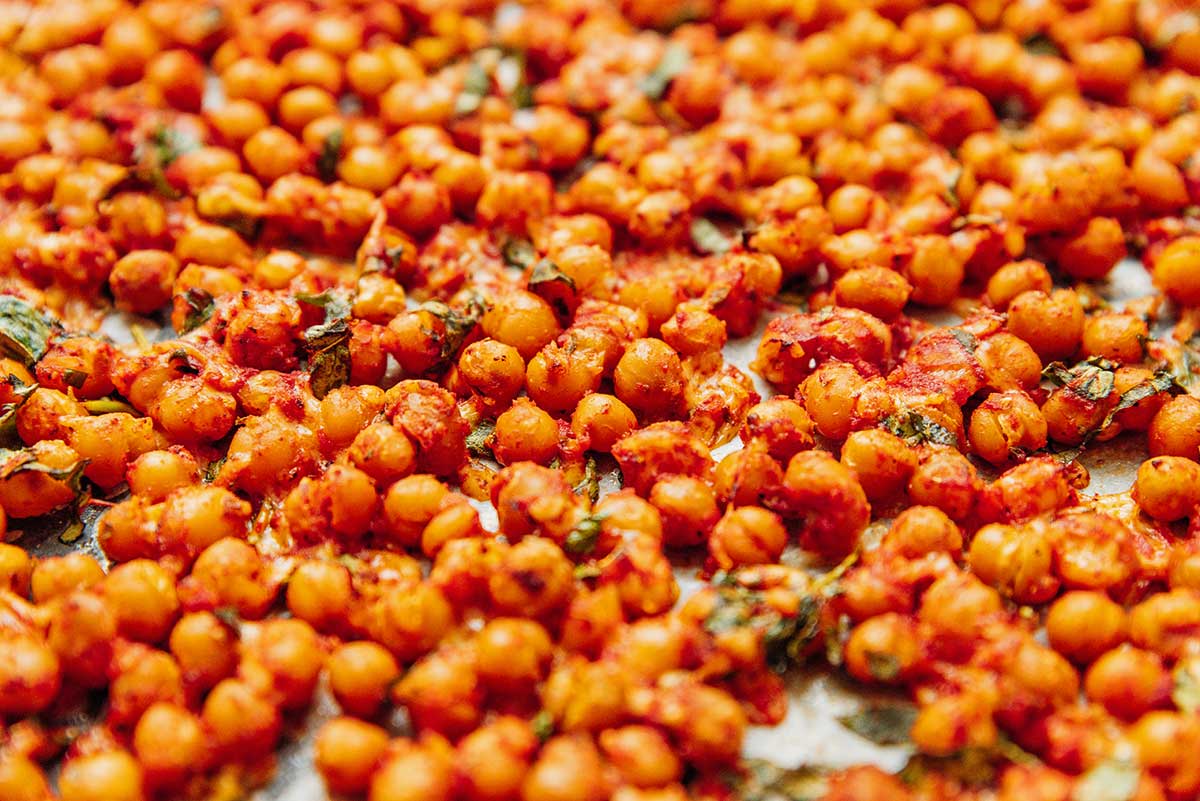 A close-up image of pizza roasted chickpeas
