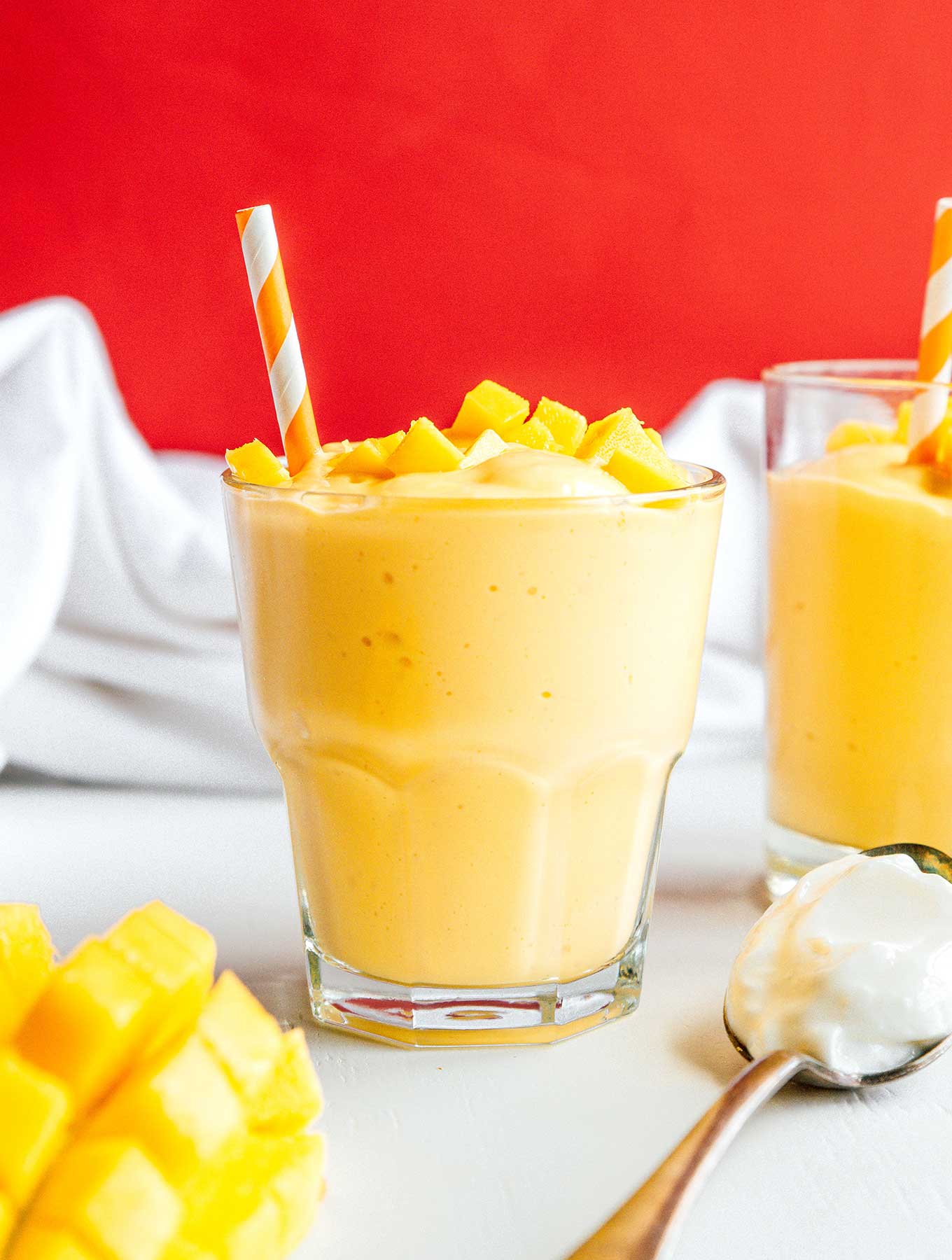 How To Make A Mango Smoothie With Frozen Mangoes? 