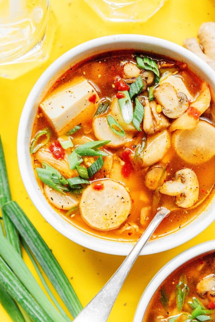 Kimchi Soup Recipe | Kimchi-Jjigae | Live Eat Learn