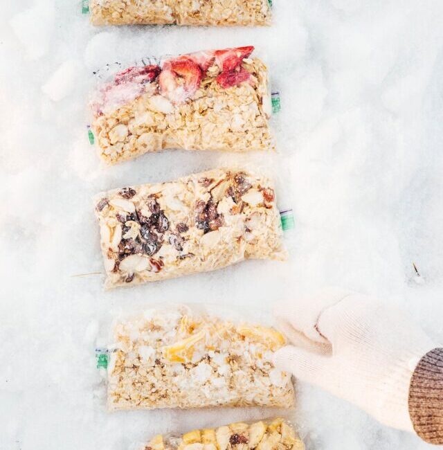 cropped-on-the-go-oatmeal-pouch-recipe-vert.jpg