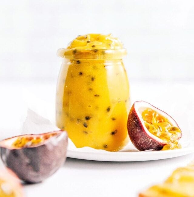 cropped-passion-fruit-curd-16white.jpg