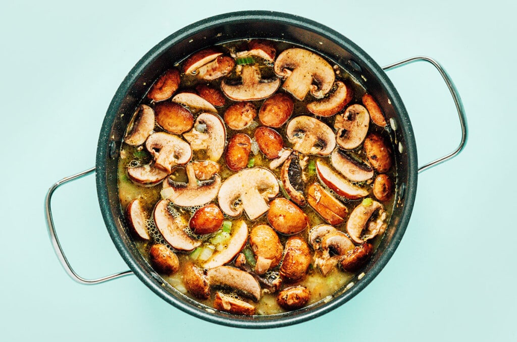 Mushrooms in a pot.