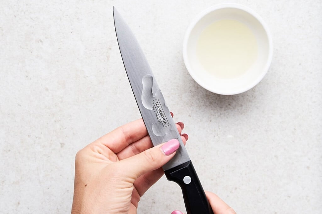 Prepare Your Tools: Oil your knife and non-dominant hand. You can also wear gloves if you have them.