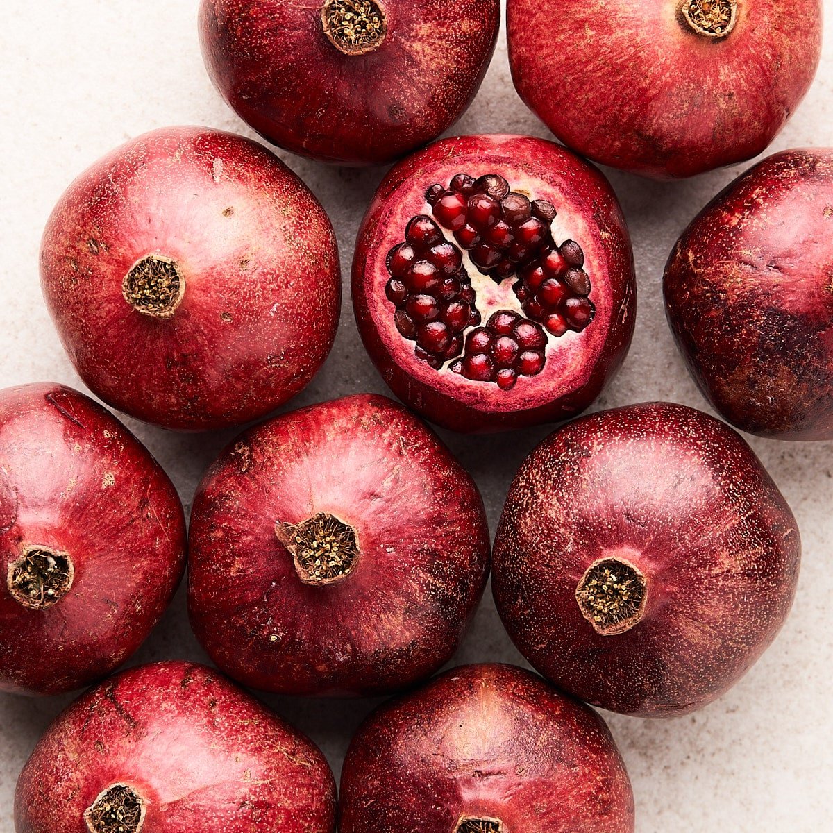 How to cut a pomegranate.