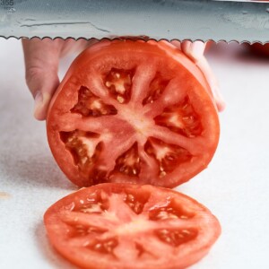 How to cut tomatoes.