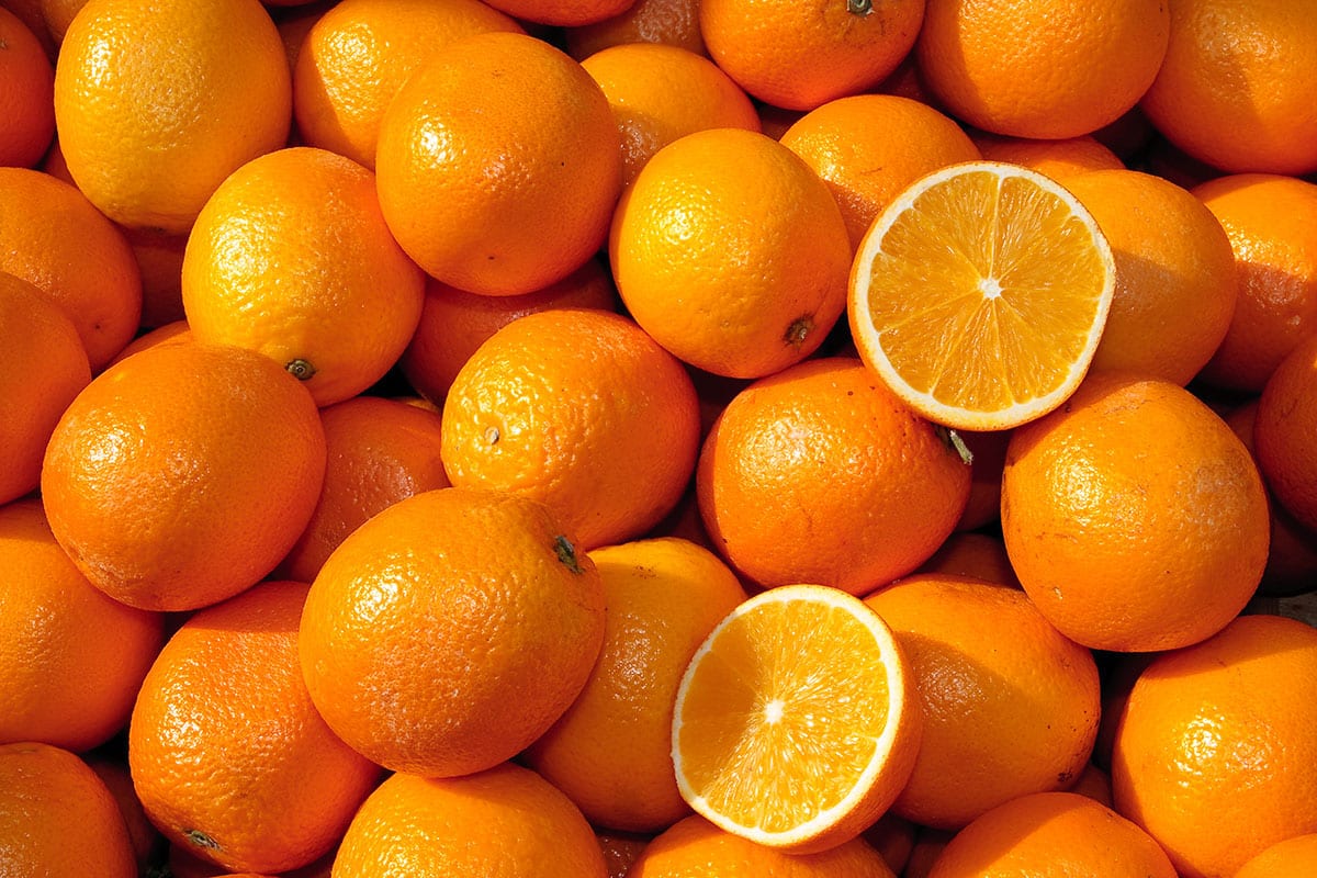 Oranges closeup.