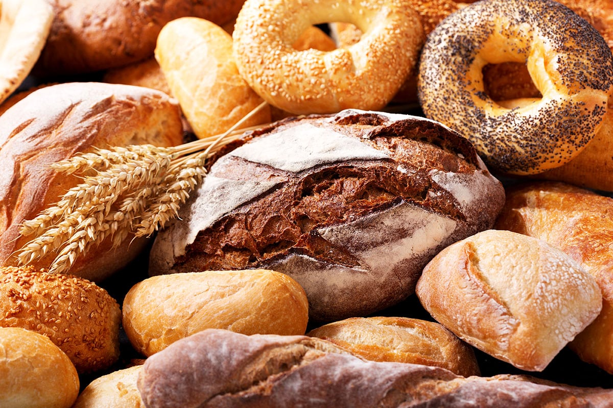 Many types of bread.
