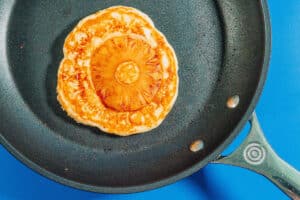 Pineapple pancake in a pan.