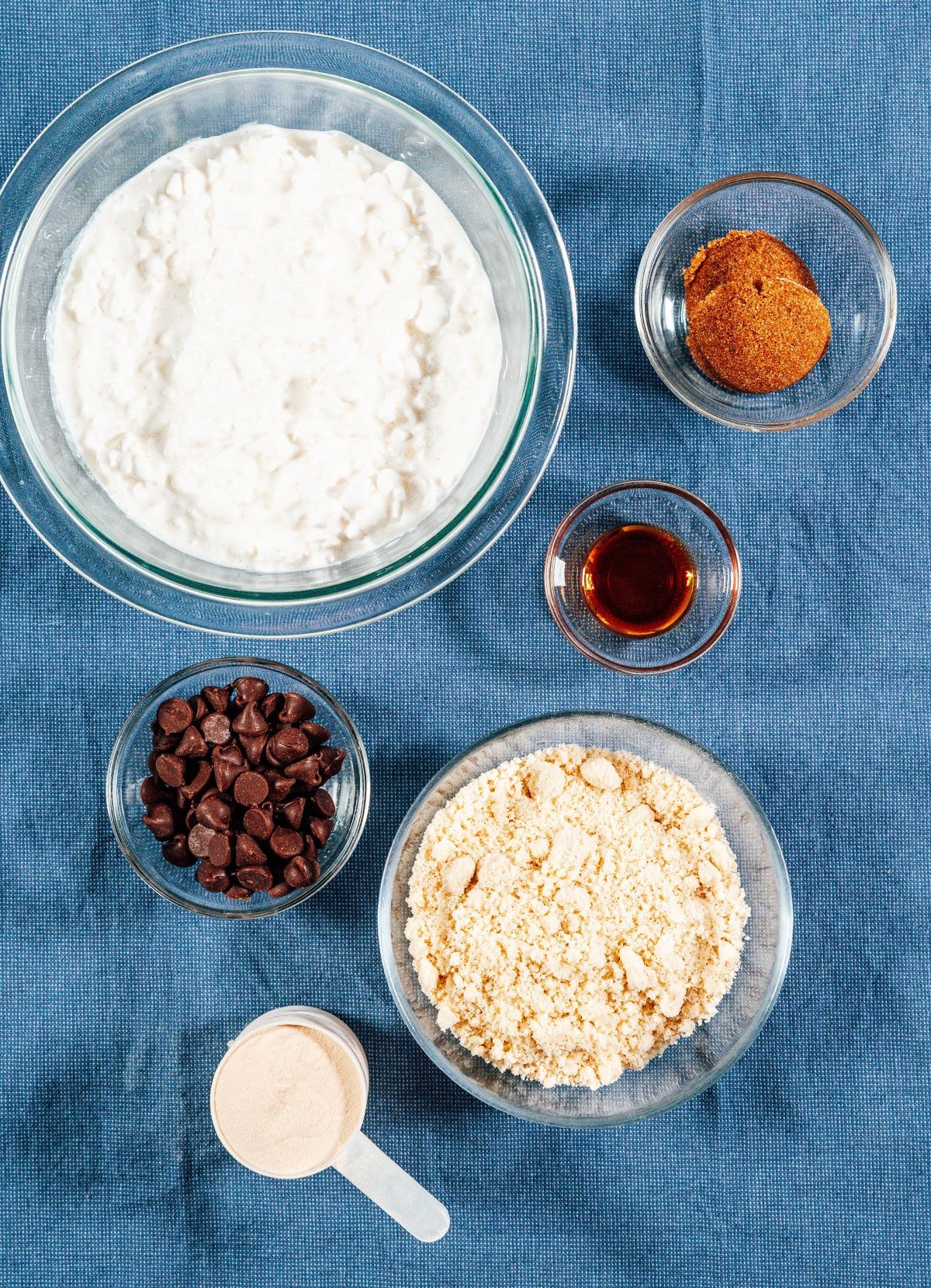 Ingredients for cottage cheese cookie dough.
