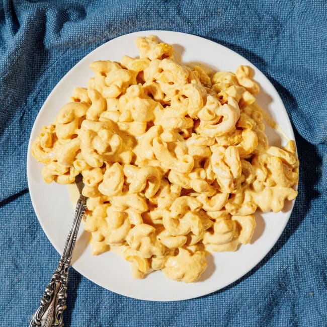 Vegan mac and cheese on a plate.