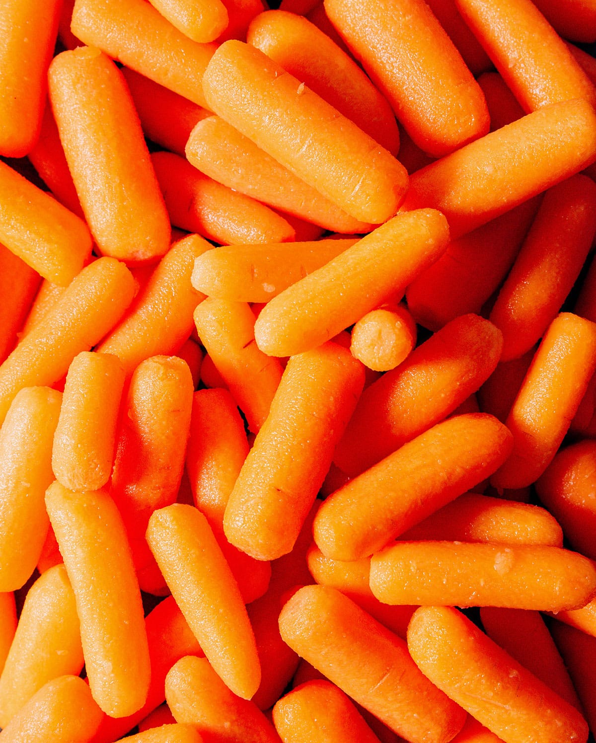 Many baby carrots