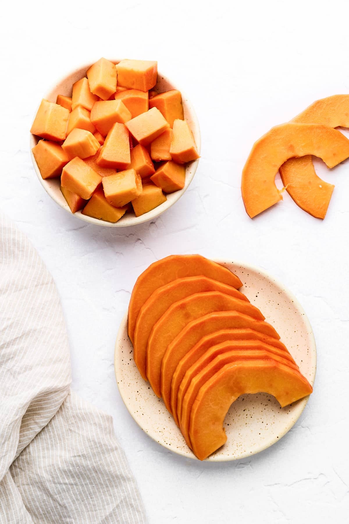 How to cut papaya.